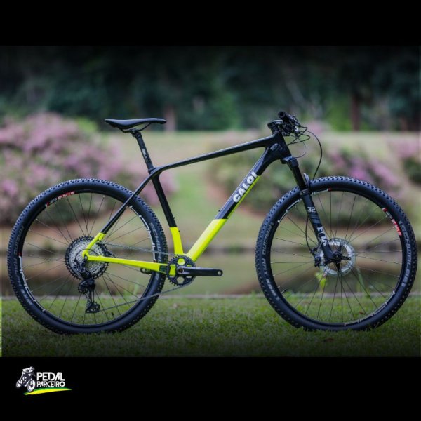 Ed.54 - AGILE PRO + CALOI RACING CARBONO